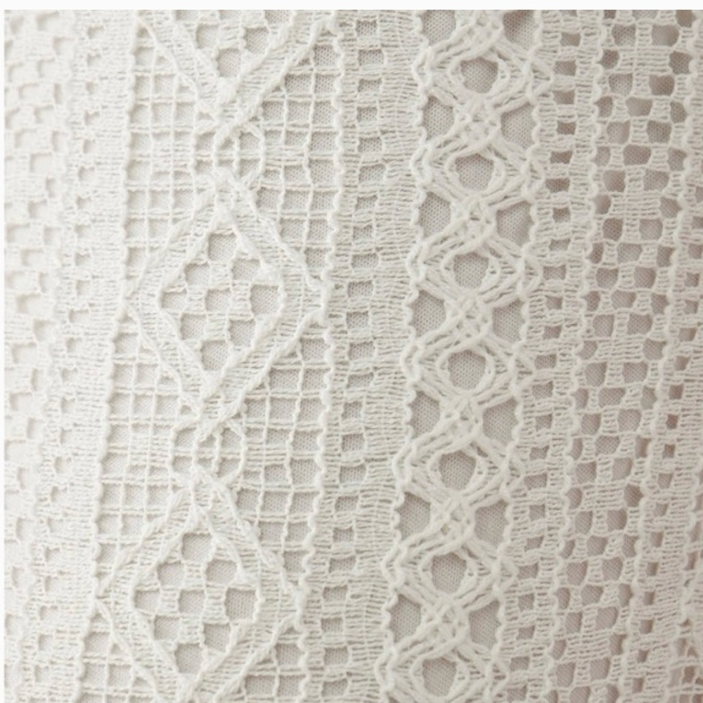 Elegant White Lace Women's Pants - Picture 2 of 4